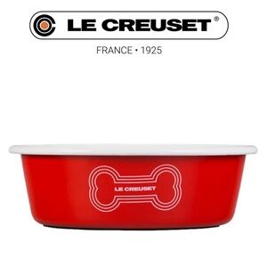 Le Creuset Pet Collection Pet Bowl- Carmin